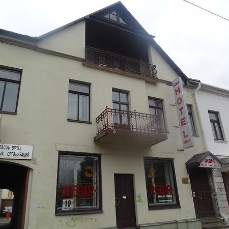 Hotel Rebir Daugavpils Extérieur photo