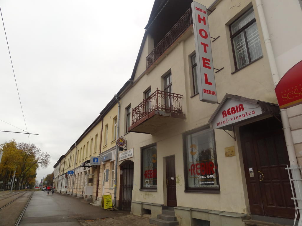 Hotel Rebir Daugavpils Extérieur photo