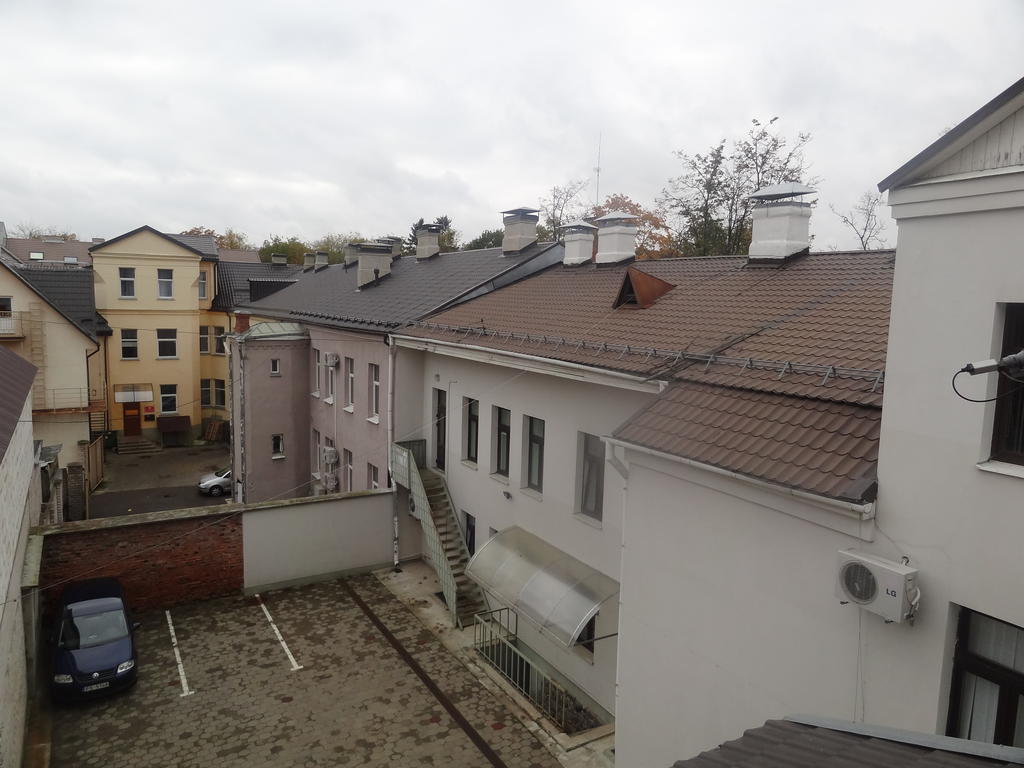 Hotel Rebir Daugavpils Extérieur photo
