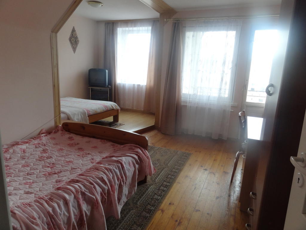 Hotel Rebir Daugavpils Extérieur photo