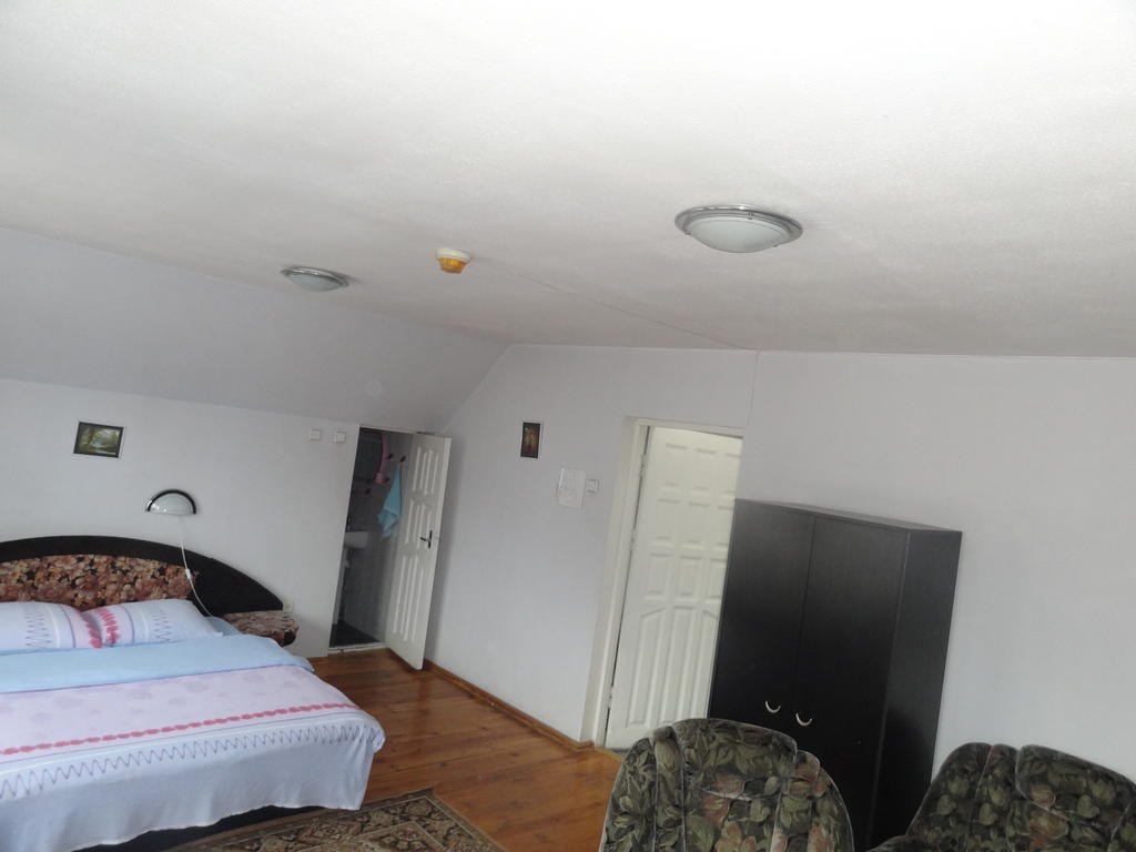Hotel Rebir Daugavpils Chambre photo